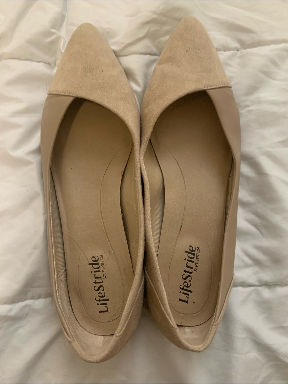 Life Stride Women's Nude Pointed Toe Flats